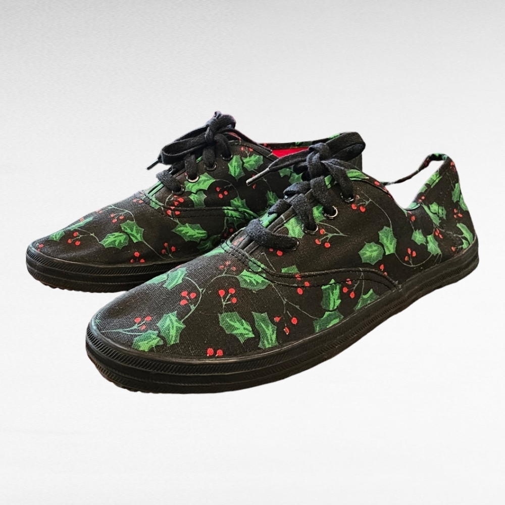 Vintage Christmas Holly and Ivy Sneakers
